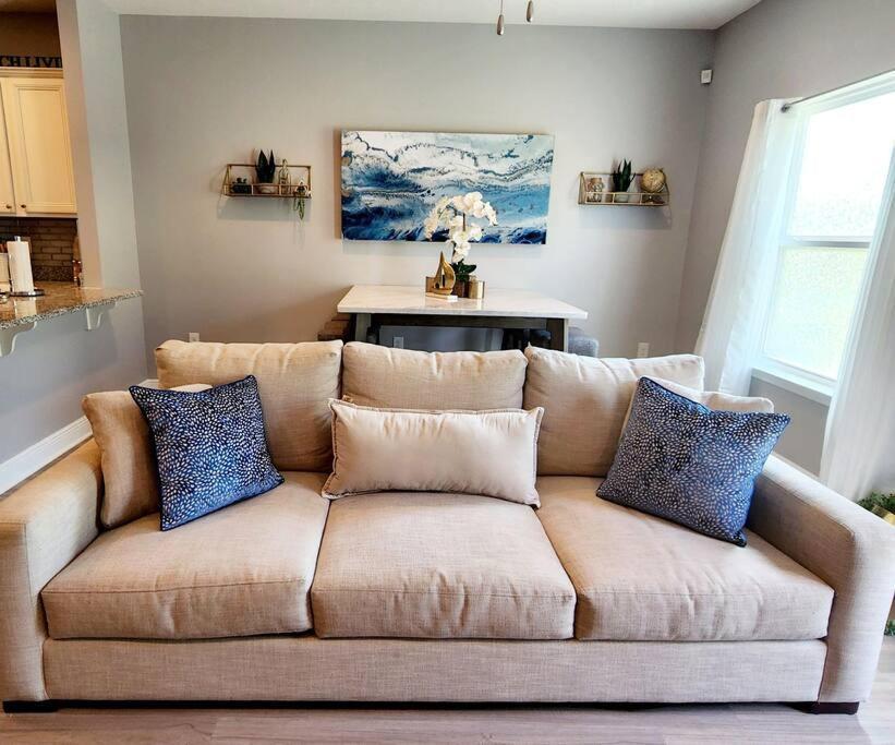 Entire Home- Gorgeous 3Br Townhome Pool, Grill, Washer, Dryer, 2 Free Drive Up Spaces Sleeps 6 Close To Everything Pcb! Panama City Beach Luaran gambar